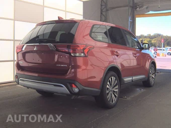 2019 Mitsubishi Outlander ES – miniatura 4