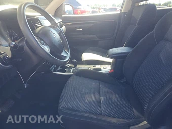 2019 Mitsubishi Outlander ES – miniatura 7