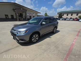 2019 Mitsubishi Outlander SE