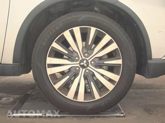 2019 Mitsubishi Outlander SEL - miniatura 26