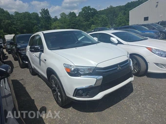 2019 Mitsubishi Outlander Sport ES - miniatura 3