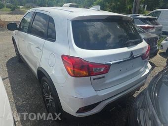 2019 Mitsubishi Outlander Sport ES - miniatura 6