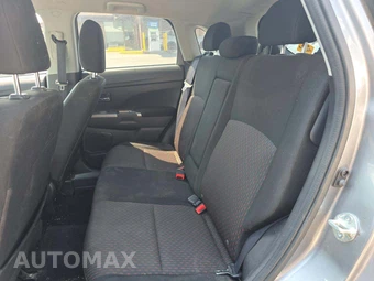 2019 Mitsubishi Outlander Sport ES - miniatura 13