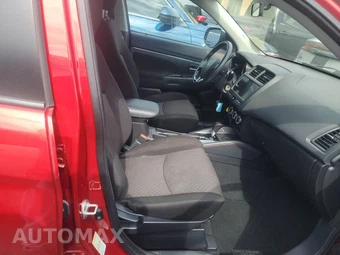 2019 Mitsubishi Outlander Sport LE - miniatura 8