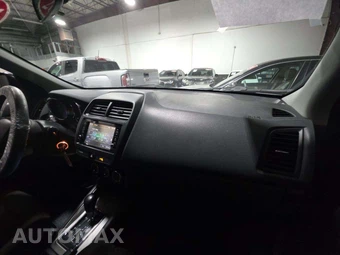 2019 Mitsubishi Outlander Sport LE - miniatura 19