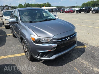 2019 Mitsubishi Outlander Sport SE - miniatura 3
