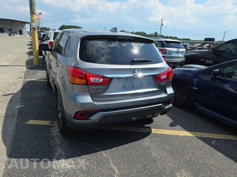 2019 Mitsubishi Outlander Sport SE - miniatura 5