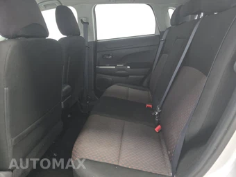 2019 Mitsubishi Outlander Sport SE – miniatura 13