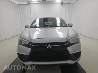2019 Mitsubishi Outlander Sport SE – miniatura 2
