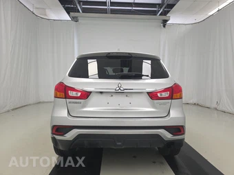 2019 Mitsubishi Outlander Sport SE – miniatura 5