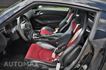 2019 Nissan 370Z Coupe NISMO - miniatura 16