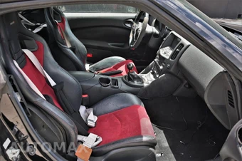 2019 Nissan 370Z Coupe NISMO - miniatura 18