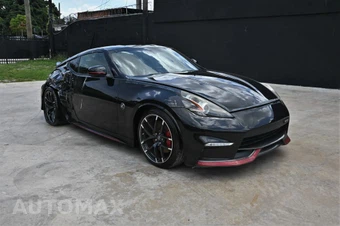 2019 Nissan 370Z Coupe NISMO - miniatura 3