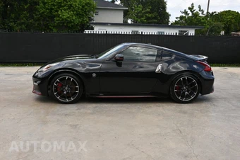 2019 Nissan 370Z Coupe NISMO - miniatura 6