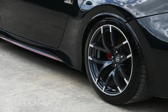 2019 Nissan 370Z Coupe NISMO - miniatura 8