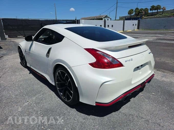 2019 Nissan 370Z Coupe NISMO - miniatura 2