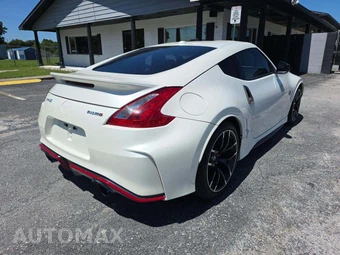2019 Nissan 370Z Coupe NISMO - miniatura 3