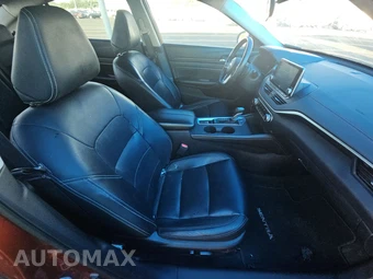 2019 Nissan Altima 2.5 SR – miniatura 8