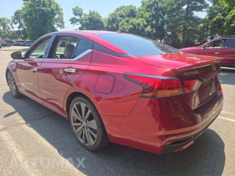 2019 Nissan Altima Edition ONE – miniatura 2