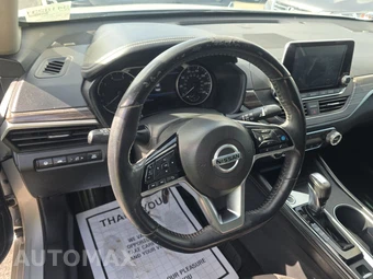 2019 Nissan Altima Platinum – miniatura 10