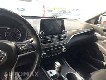 2019 Nissan Altima Platinum – miniatura 11