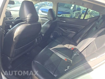 2019 Nissan Altima Platinum – miniatura 13