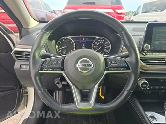 2019 Nissan Altima Platinum – miniatura 10