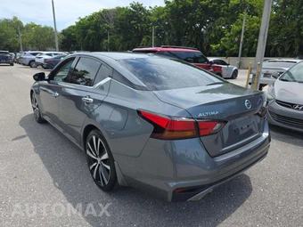 2019 Nissan Altima Platinum – miniatura 3