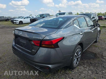 2019 Nissan Altima Platinum - miniatura 3
