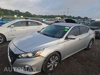 2019 Nissan Altima S