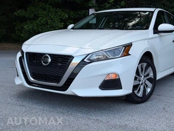 2019 Nissan Altima S - miniatura 3
