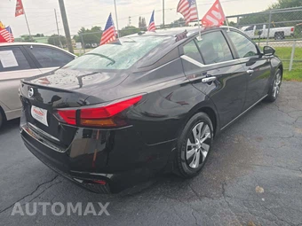 2019 Nissan Altima S – miniatura 3