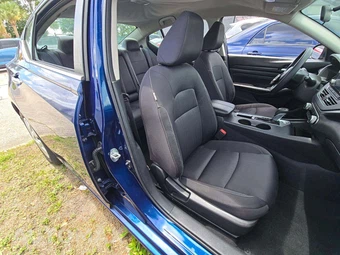 2019 Nissan Altima S – miniatura 18