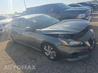 2019 Nissan Altima S – miniatura 3