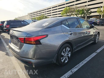 2019 Nissan Altima S – miniatura 4