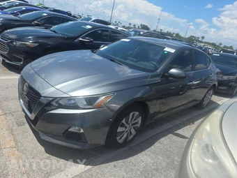 2019 Nissan Altima S