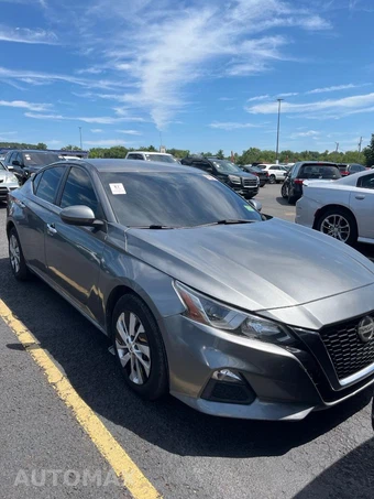 2019 Nissan Altima S - miniatura 2