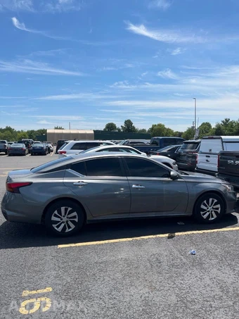 2019 Nissan Altima S - miniatura 4