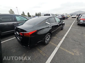2019 Nissan Altima S – miniatura 4