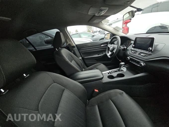 2019 Nissan Altima S – miniatura 8