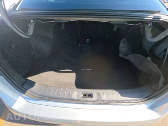 2019 Nissan Altima SL - miniatura 16