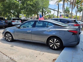 2019 Nissan Altima SL - miniatura 10
