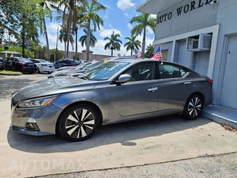 2019 Nissan Altima SL - miniatura 2
