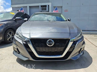 2019 Nissan Altima SL - miniatura 9