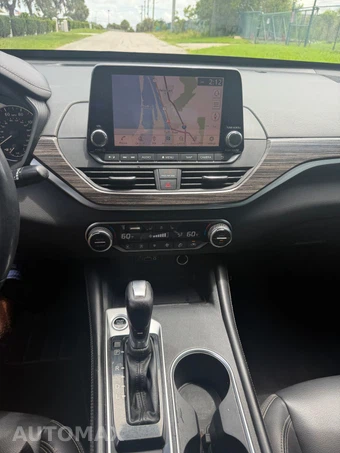 2019 Nissan Altima SL - miniatura 10