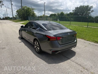 2019 Nissan Altima SL - miniatura 4