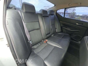 2019 Nissan Altima SL – miniatura 13