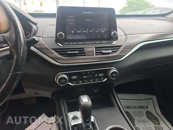 2019 Nissan Altima SL – miniatura 7