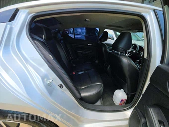 2019 Nissan Altima SL – miniatura 16