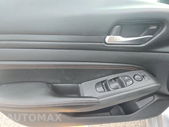 2019 Nissan Altima SR – miniatura 9